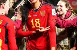 开云APP-关于英格兰女足与西班牙队战平夺得亚军的信息