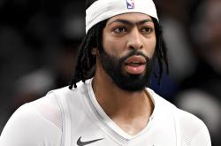 开云体育登录-包含独行侠宣布选秀权交易，赛季目标调整的词条