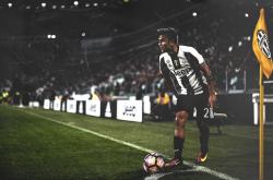 开云体育中国官网-猛龙过江，乔治攻防两端统治，深圳队如何应对北美风暴？