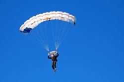 开云体育中国官网-奇才粉碎上海队，F1年度争冠的另类焦点战