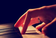 开云体育官网-拳击比赛：巴西选手成功晋级半决赛