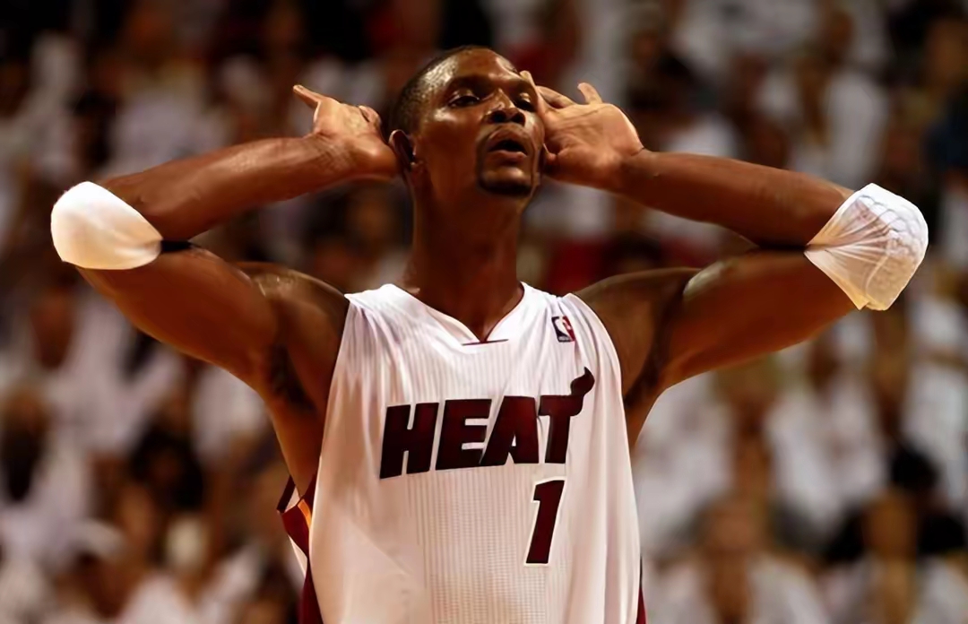 爵士关键时刻失误频繁,主帅要求改进 爵士关键时刻失误频繁,主帅要求改进