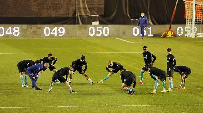 包含荷兰绝杀中国,德容关键制胜的词条 包含荷兰绝杀中国,德容关键制胜的词条