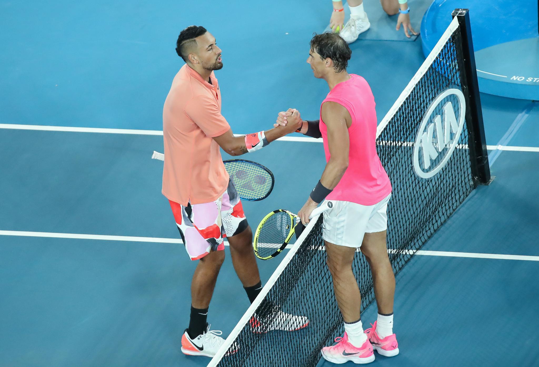 英国网球队强势意大利网球队，克耶高斯绝境逆转的简单介绍