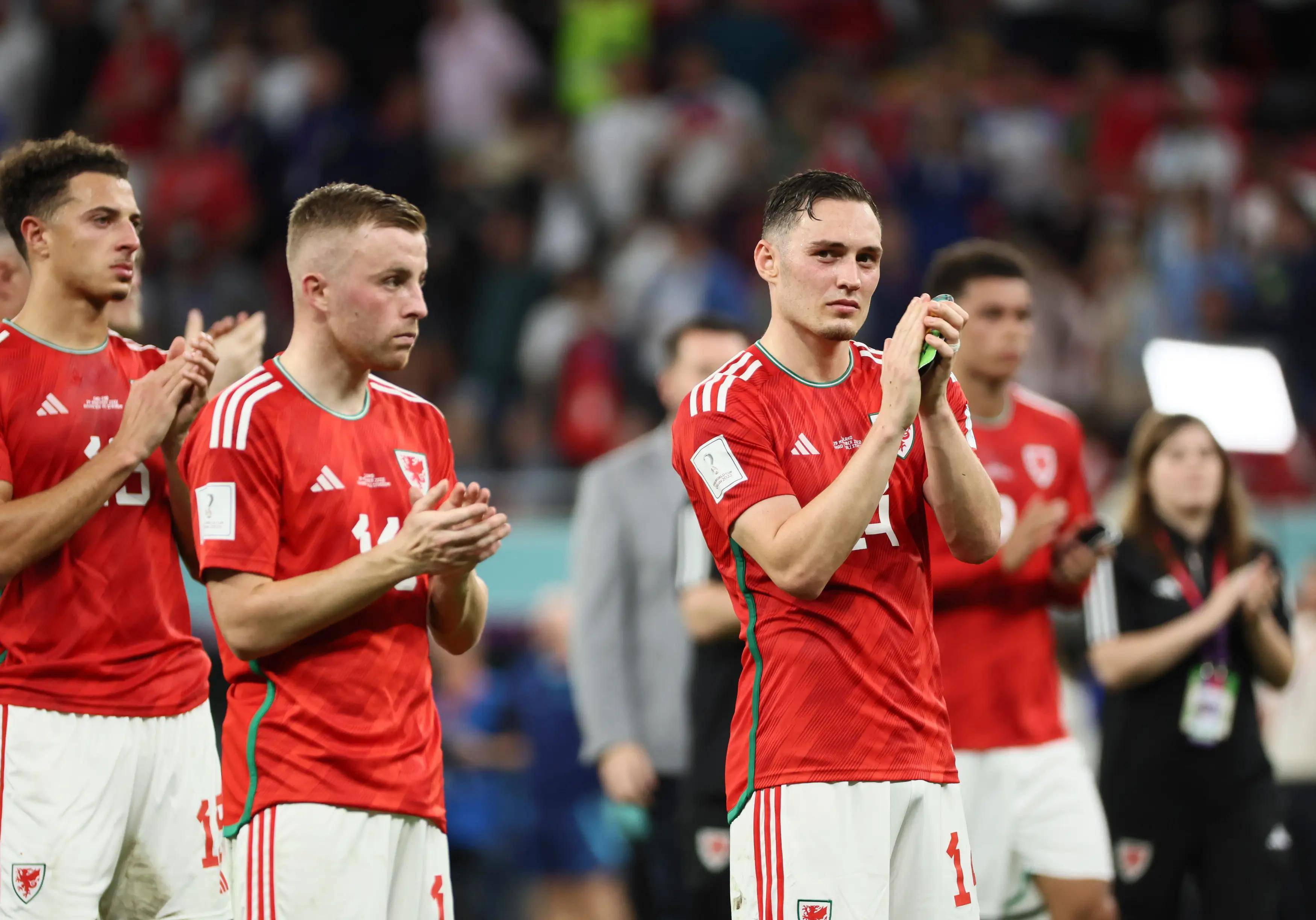 包含英格兰队完胜波兰队,波尔高光表现的词条 包含英格兰队完胜波兰队,波尔高光表现的词条