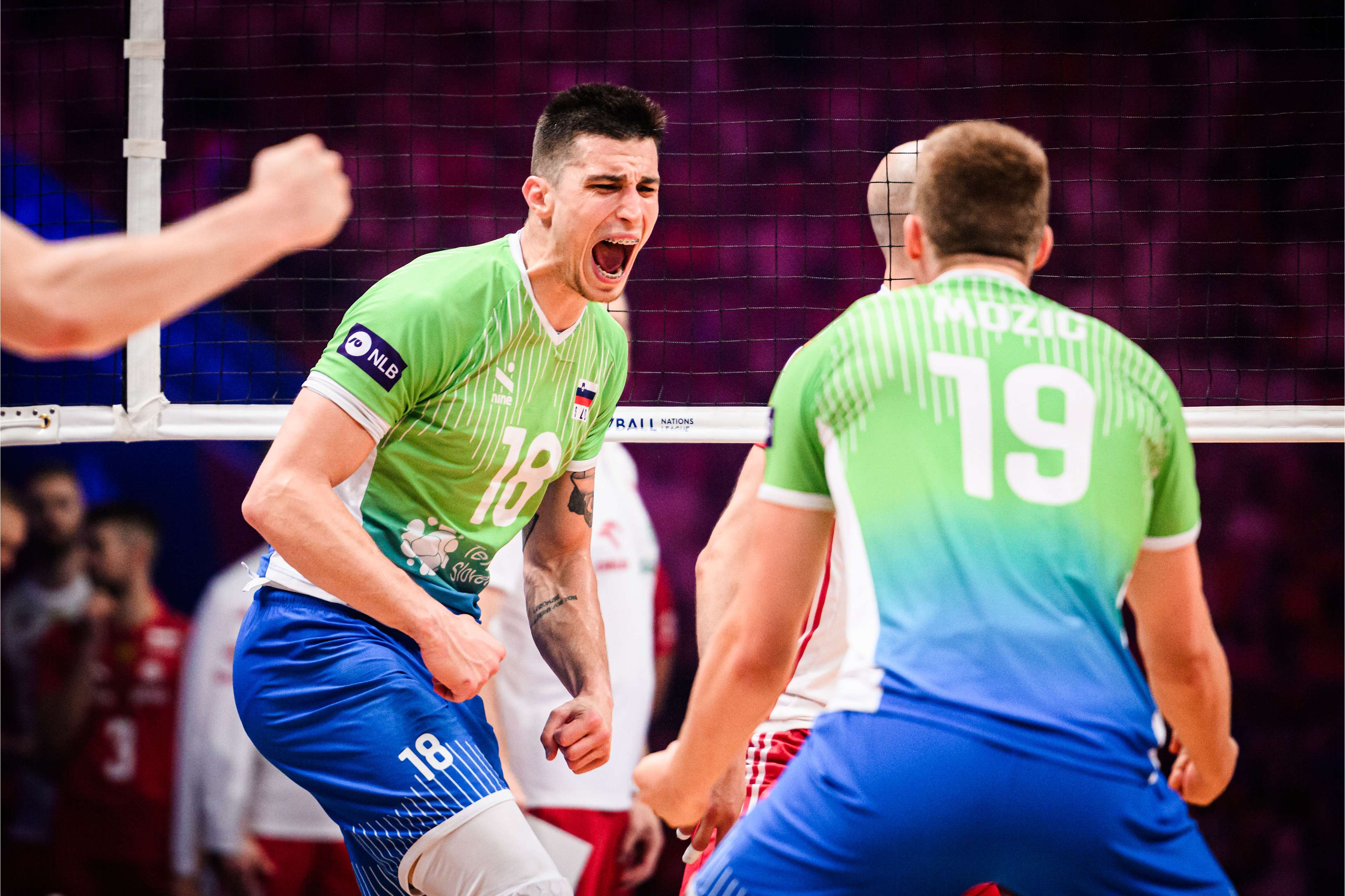 关于奥地利队力克波兰队，波尔刷新纪录的信息