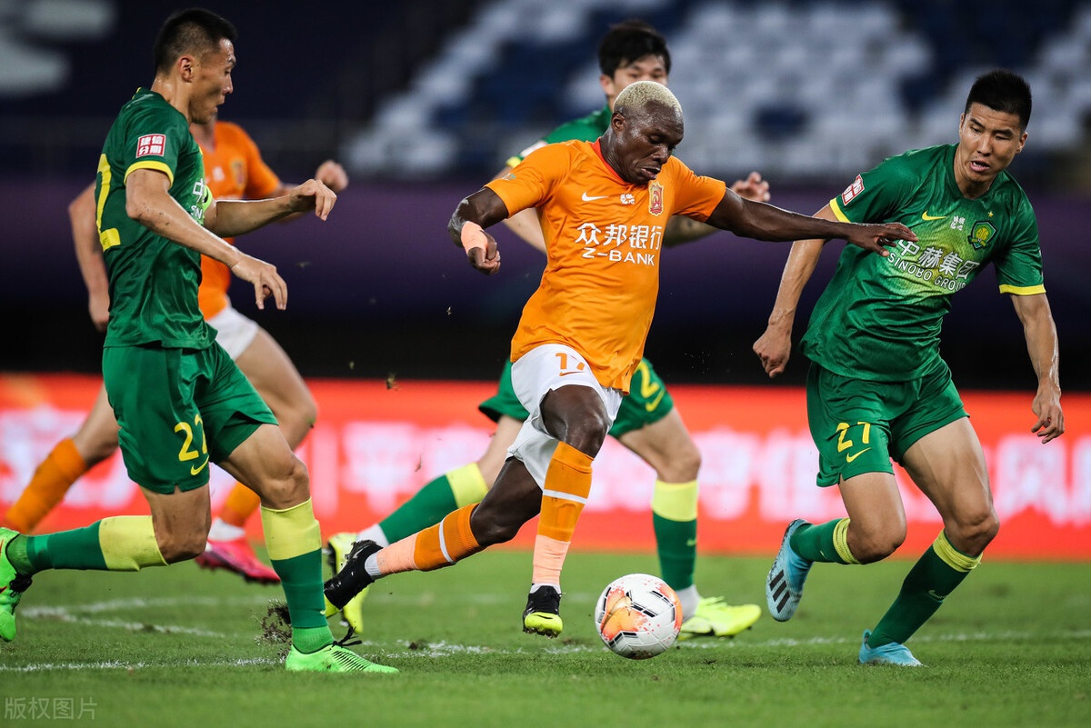 关于武汉卓尔抢分成功，锁定下赛季中超资格的信息