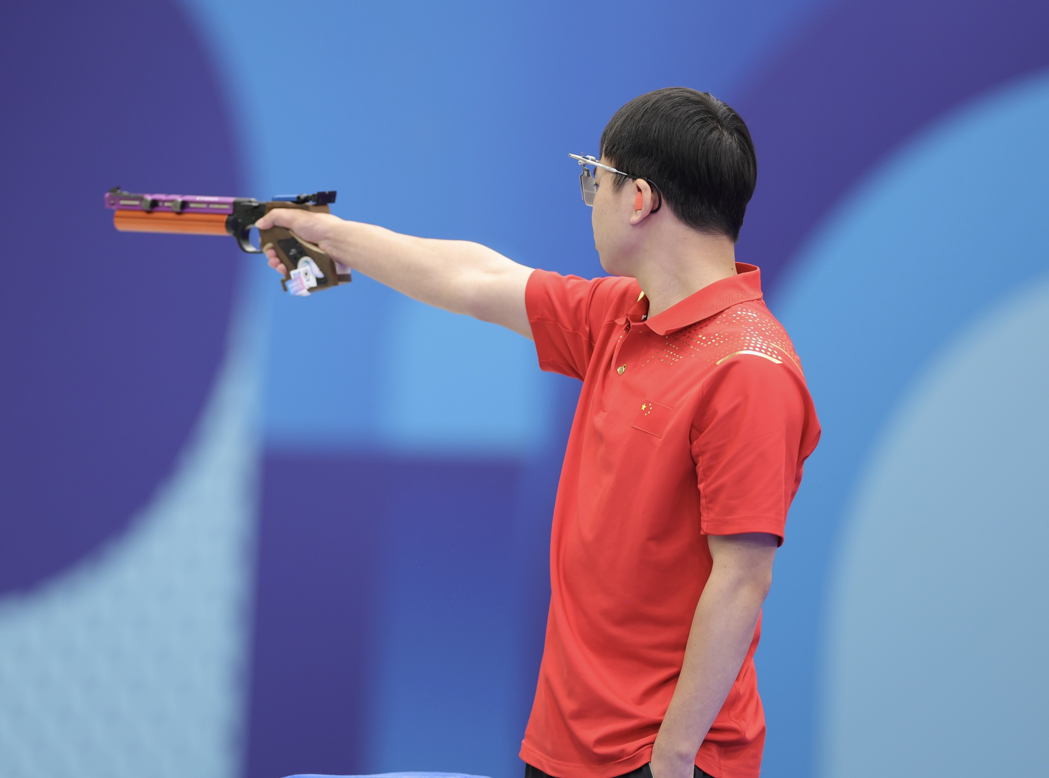 新星登场!意大利选手夺得射击比赛金牌 新星登场!意大利选手夺得射击比赛金牌