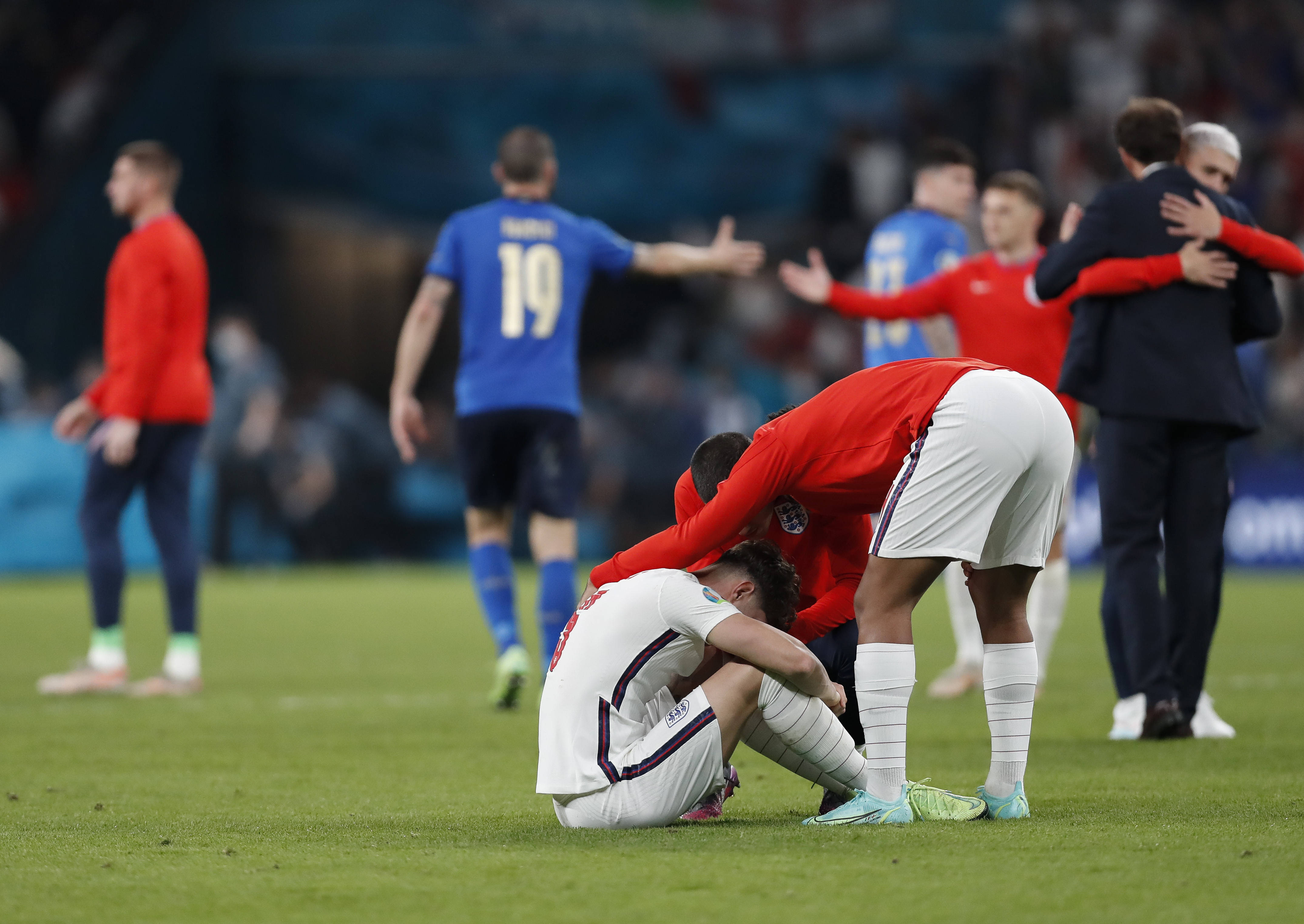 德国足球赛事受到球迷热情支持