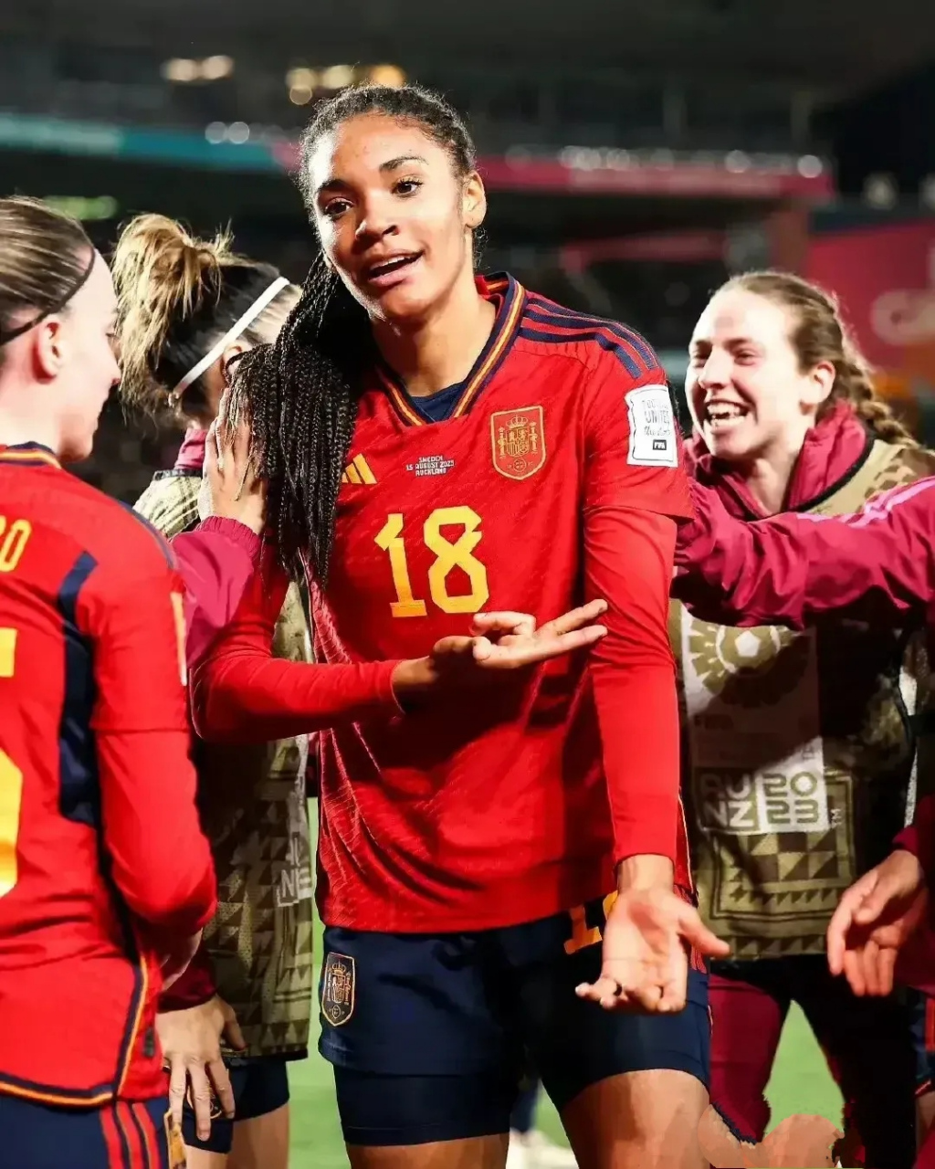 关于英格兰女足与西班牙队战平夺得亚军的信息 关于英格兰女足与西班牙队战平夺得亚军的信息