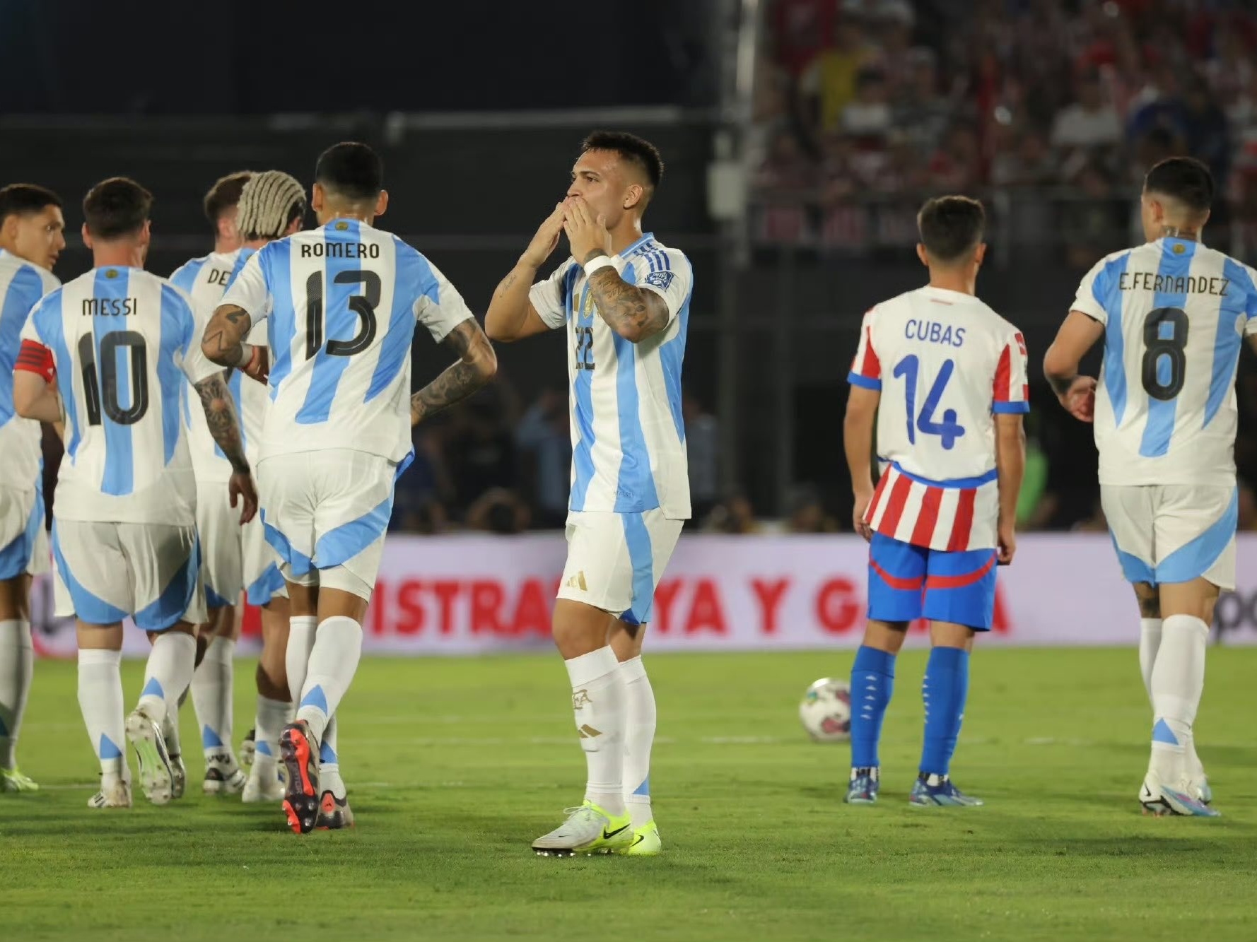 阿根廷横扫巴萨，恩昆库制霸全场的简单介绍