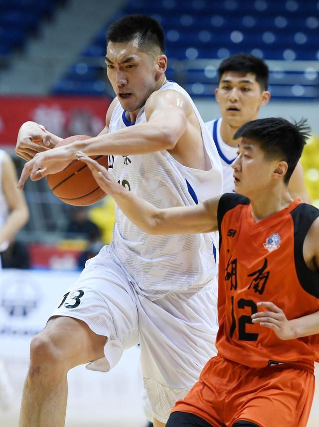 山东队碾压公牛，赵继伟带队取胜