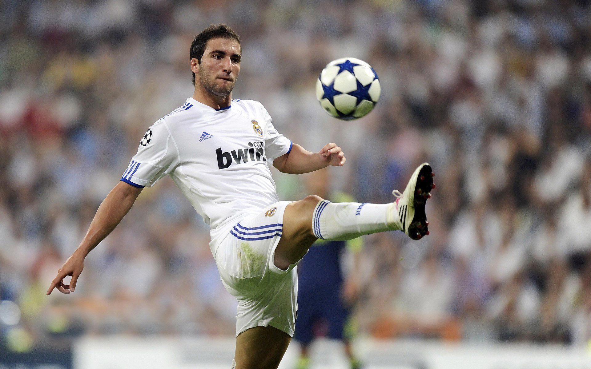 意甲焦点战启示录，北京队如何以足球智慧拿下篮球界的火箭