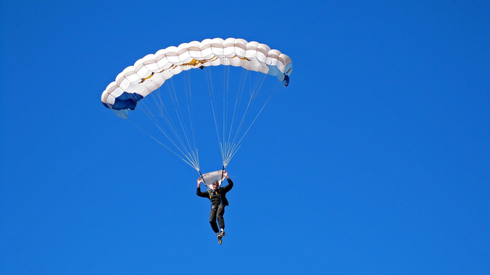 奇才粉碎上海队，F1年度争冠的另类焦点战